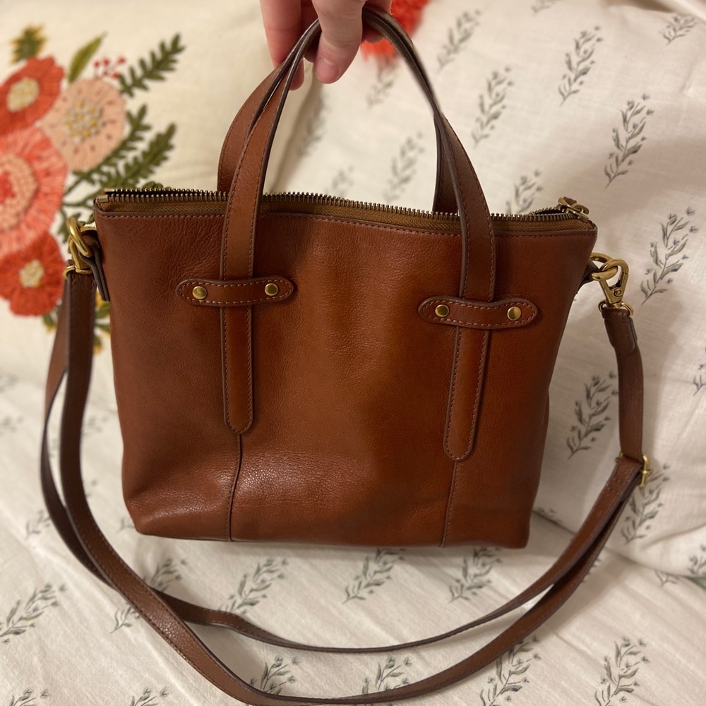 Fossil Felicity Satchel in medium brown
